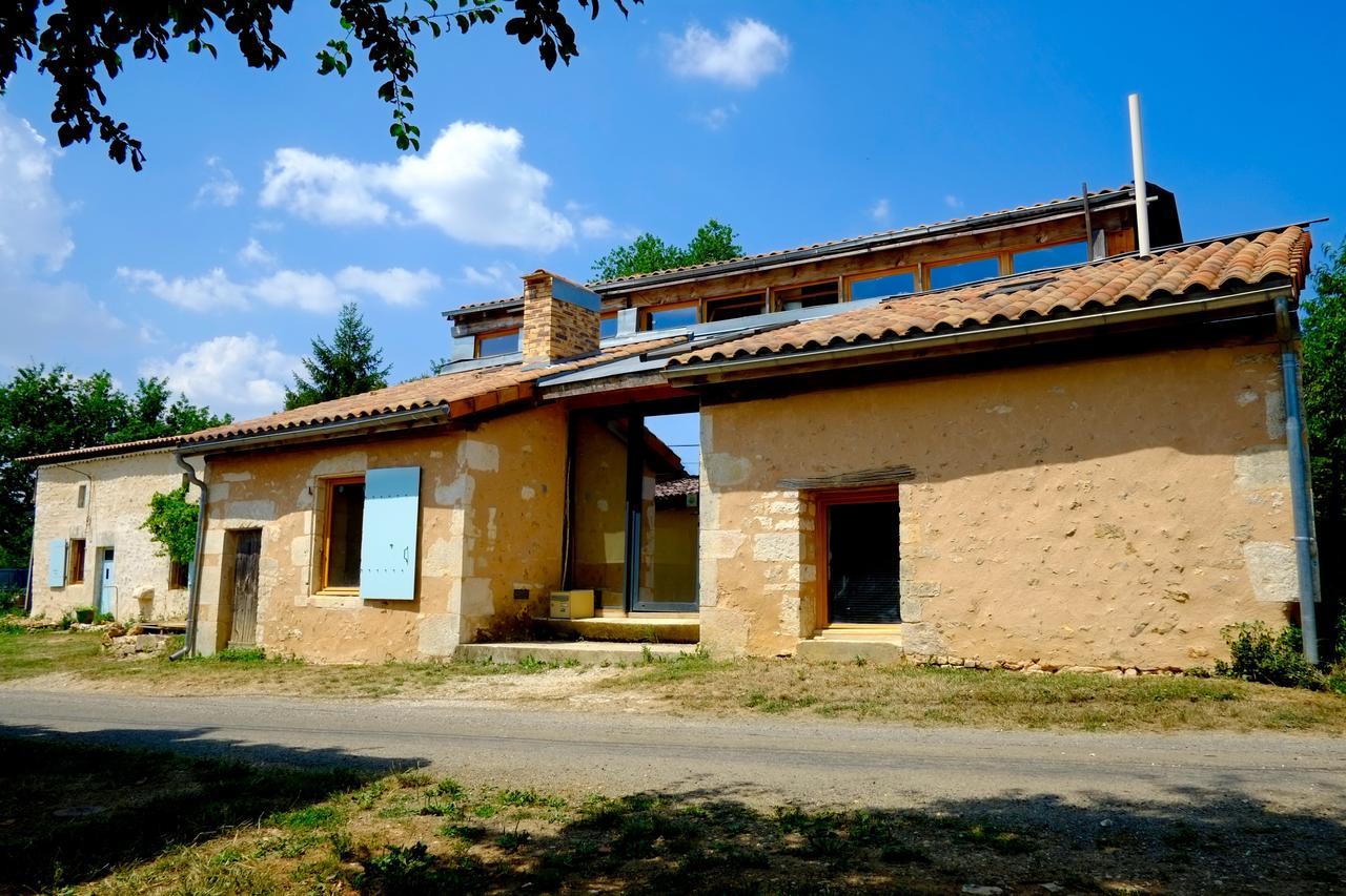 Chambres d'hôtes des Forges Cellefrouin Exterior foto